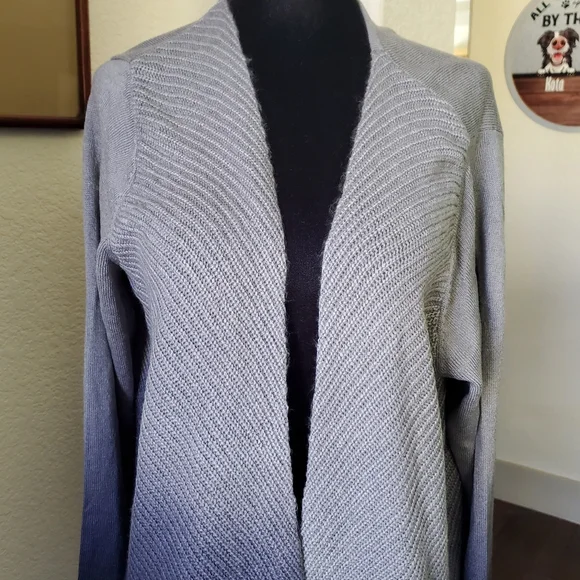 Gray and black ombre cardigan - Picture 11 of 12